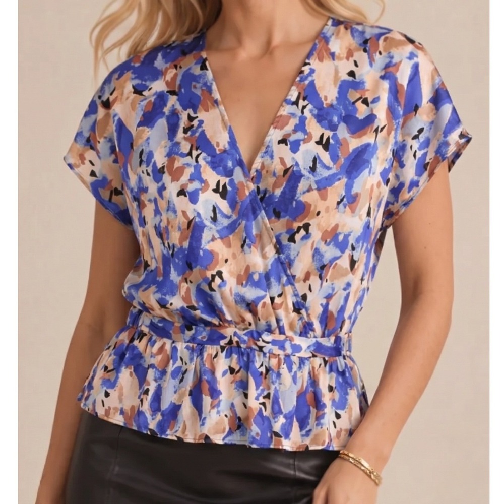 Nine West Colorful Surplice Chest Peplum Bottom Blouse Petite XL Abstract